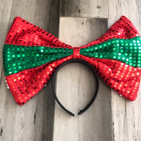 Giant Christmas Bow Headband In Sequin Green & Red - Picture 2 of 3